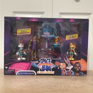 Space Jam: A New Legacy Elite Tune Squad Action Figure 4-Pack Gold Chronos